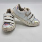 Adidasi copii 33 ,imitatie de piele , alb