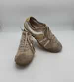 Adidasi dama Geox 40 material textil , piele intoarsa , crem gri