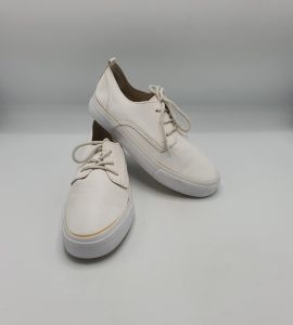 Adidasi dama 39 imitatie de piele , alb