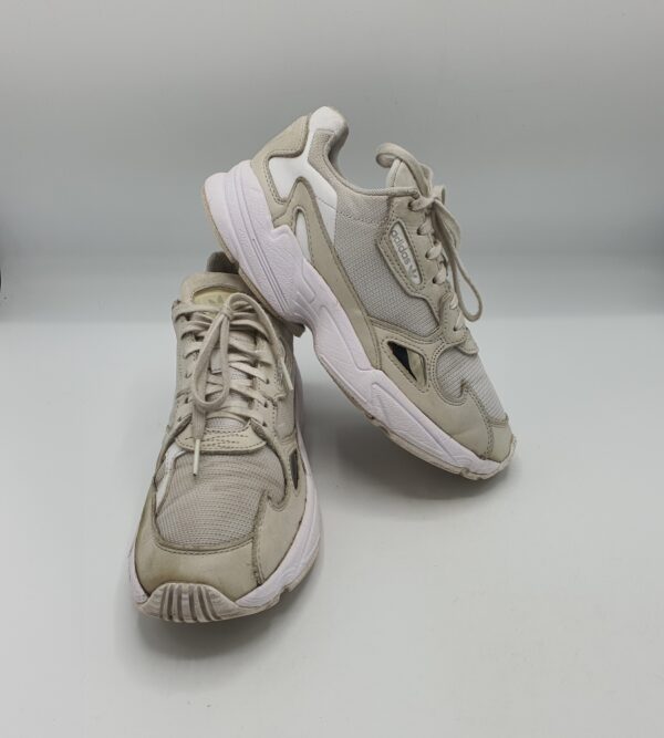 Adidasi dama Adidas 38 , material textil , piele , alb gri - imagine 1