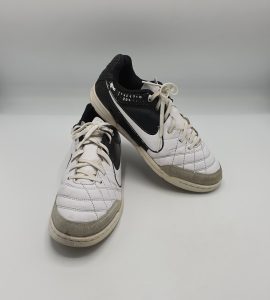 Adidasi dama Nike 38 imitatie de piele , alb negru (sala)