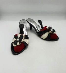 Saboti dama Insolia 40,5 imitatie de piele , negru alb