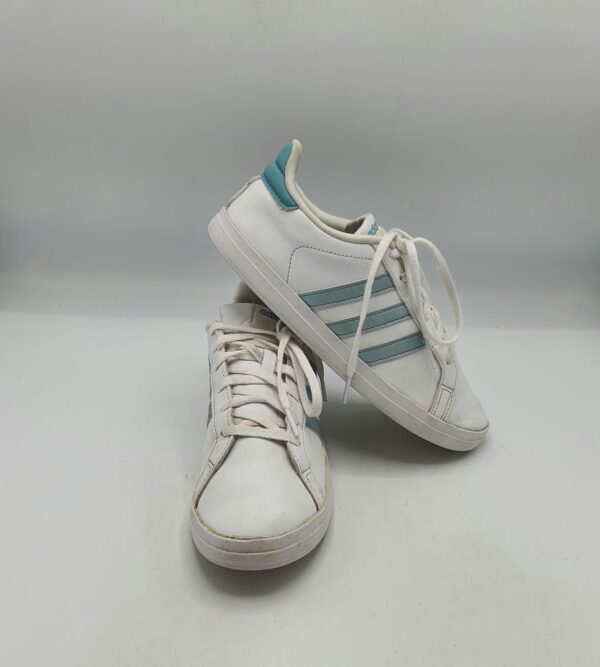 Adidas dama 39 imitatie de piele , alb albastru - imagine 1
