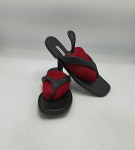 Slapi  dama Primark 37 imitatie de piele , negru