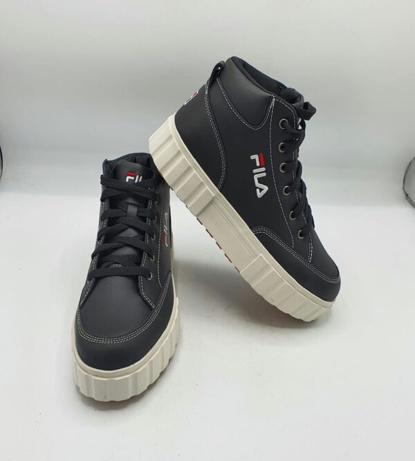 Fila 38 - imagine 1