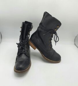 Ghete dama Graceland 38 imitatie de piele , negru