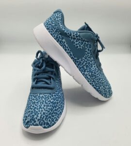 NIke 38.5