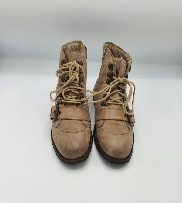 Ghete  dama  38 piele , crem - imagine 2