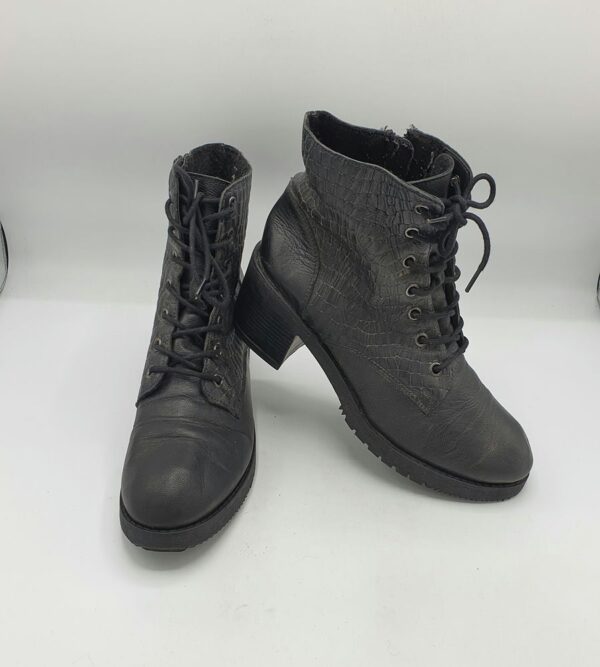 Ghete  dama 40 imitatie de piele , negru - imagine 1