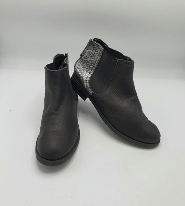 Botine  dama Andre 38 piele intoarsa , material textil , negru - imagine 1