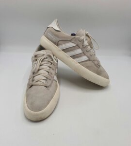 Adidas 42