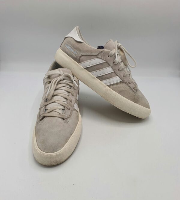 Adidas 42 - imagine 1