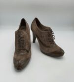 Botine 38