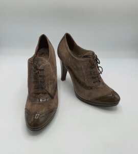 Botine 38