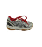 Adidasi dama Asics 36 imitatie de piele , material textil , gri negru