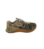 Adidasi barbati Nike 44 material textil , multicolor