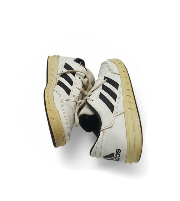 Adidasi copii Adidas 33 imitatie de piele, alb negru - imagine 2