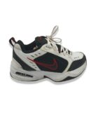 Adidasi barbati Nike 41 piele , material textil , alb negru