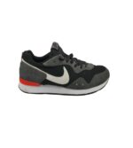 Adidasi barbati Nike 45, material textil, piele intoarsa, gri negru