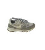 Adidasi dama Nike 38, material textil, gri