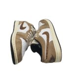 Adidasi barabti Nike, 42, piele intoarsa, piele, alb maro - imagine 4