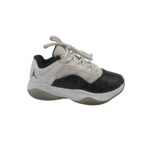 Adidasi dama Jordan, 36, material textil, piele, negru alb
