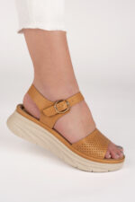 Sandale dama Lady Cloud Step , imitatie de piele, crem