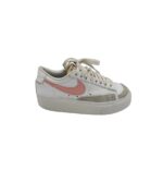 Tenisi dama Nike, 36.5, piele intoarsa, piele, alb