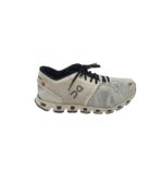 Adidasi dama On Cloud, 37, material textil, alb