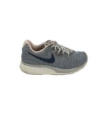 Adidasi dama Nike, 40, material textil, alb negru
